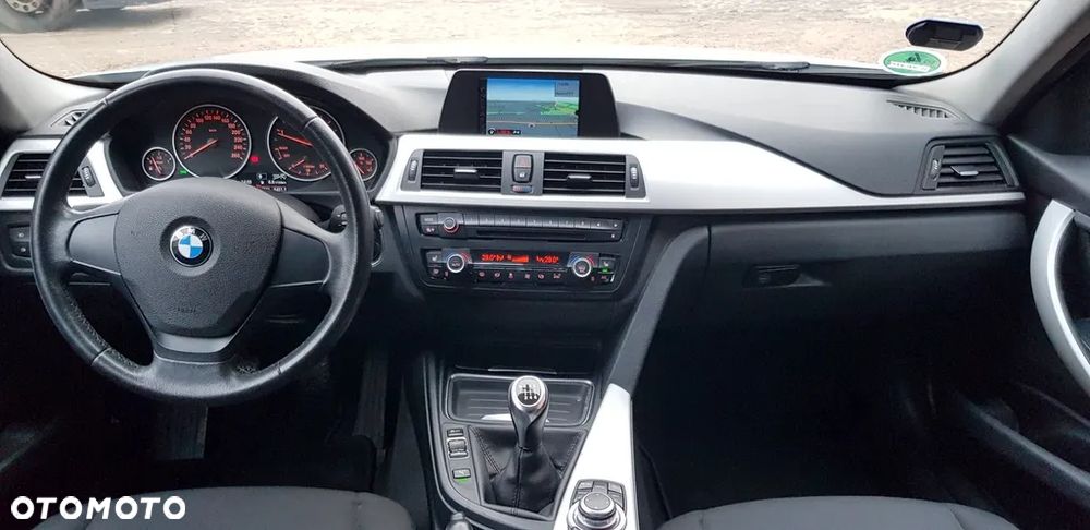 BMW Seria 3 316d Advantage - 16