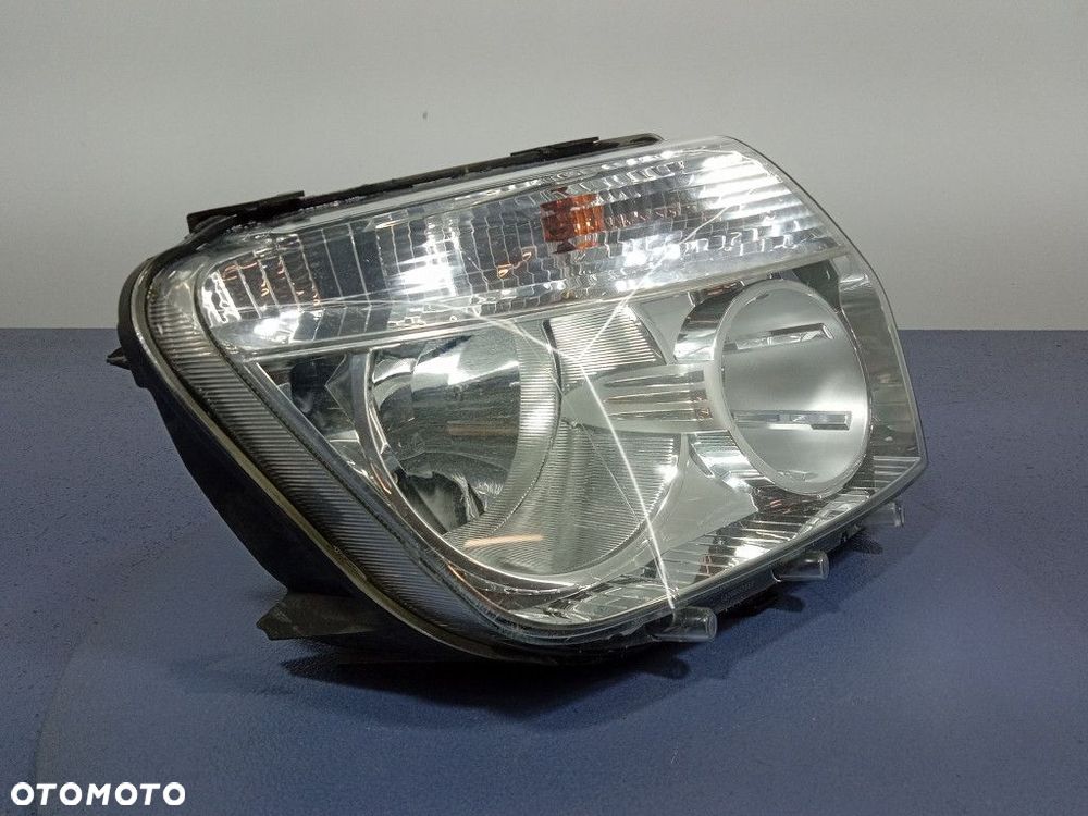 DACIA DUSTER I 10- REFLEKTOR PRAWY LAMPA EU 260100067R - 2
