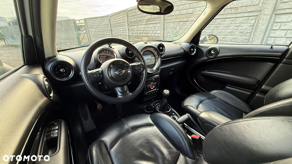 MINI Countryman Cooper All4 - 32