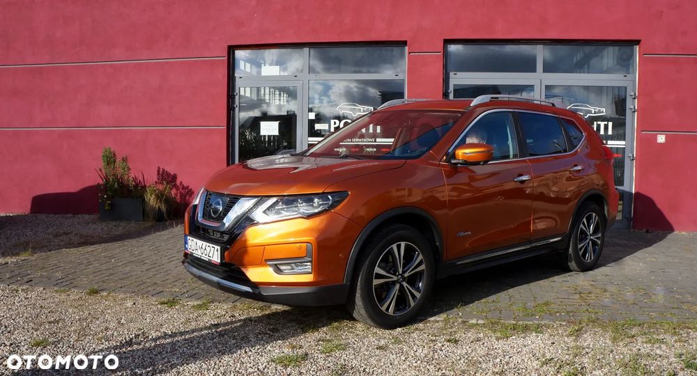 Nissan Rogue - 1