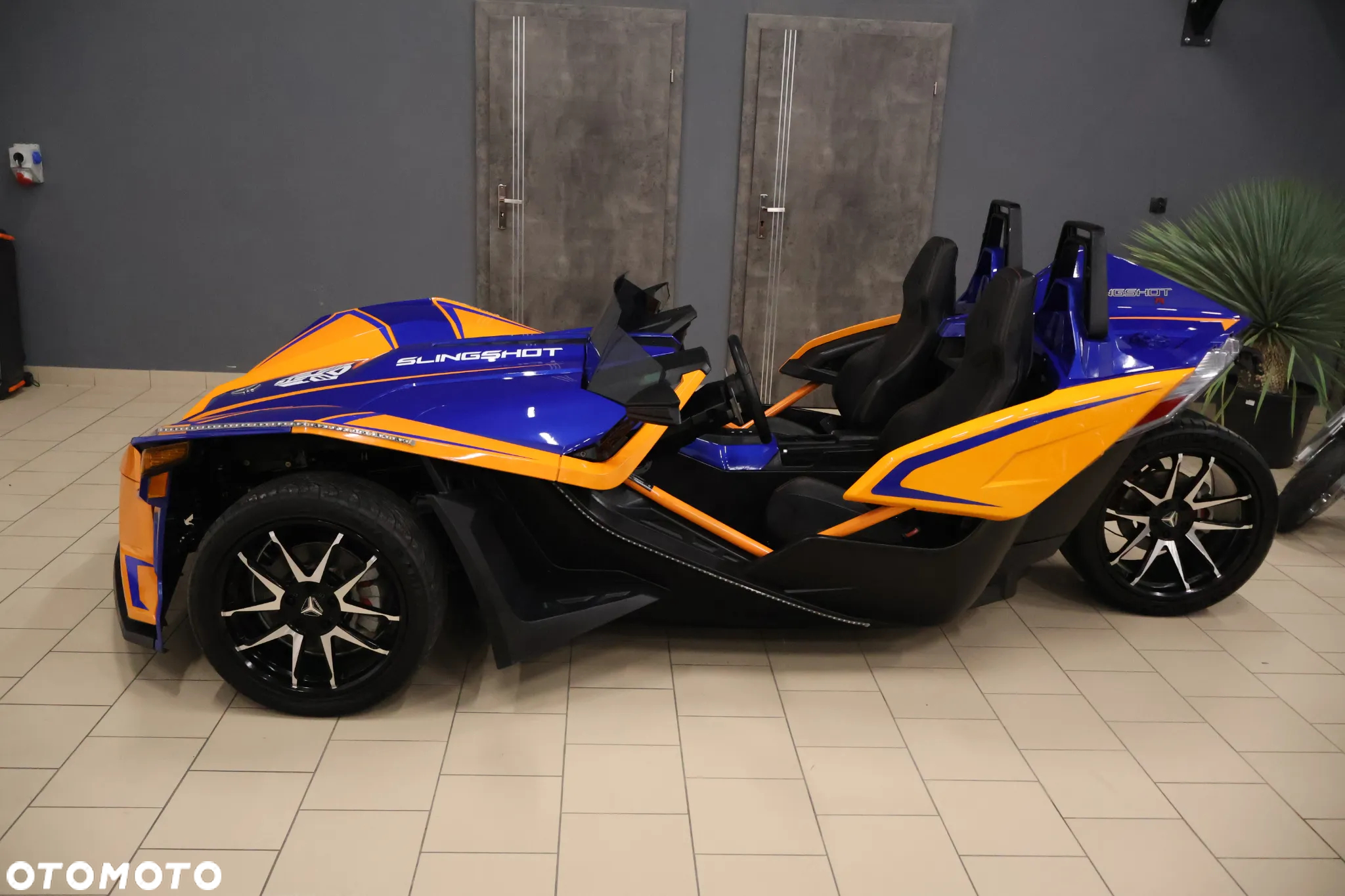 Polaris Inny - 14