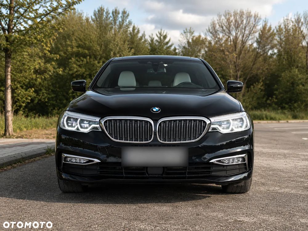 BMW Seria 5 520d Luxury Line - 2