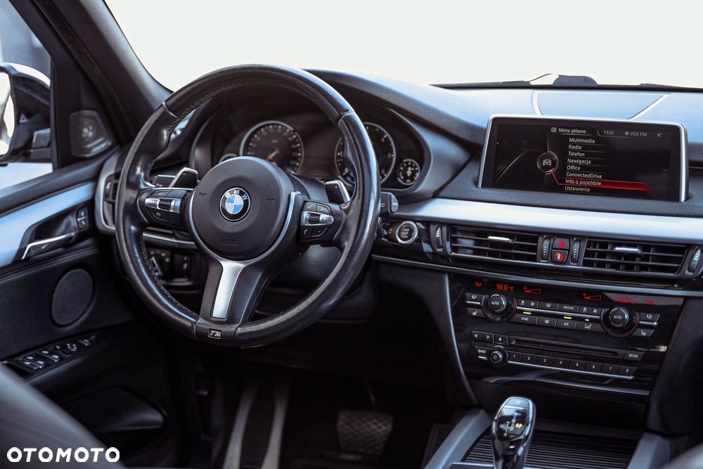 BMW X5 xDrive30d Sport-Aut - 12
