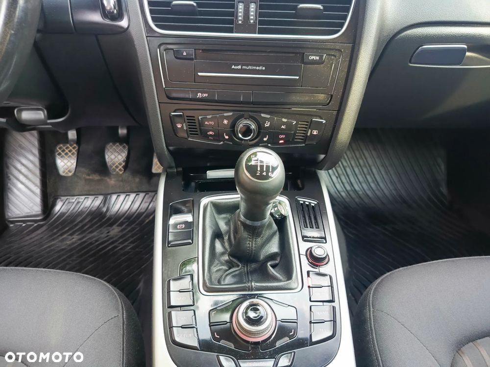 Audi A4 Avant 2.0 TDI DPF Ambition - 27