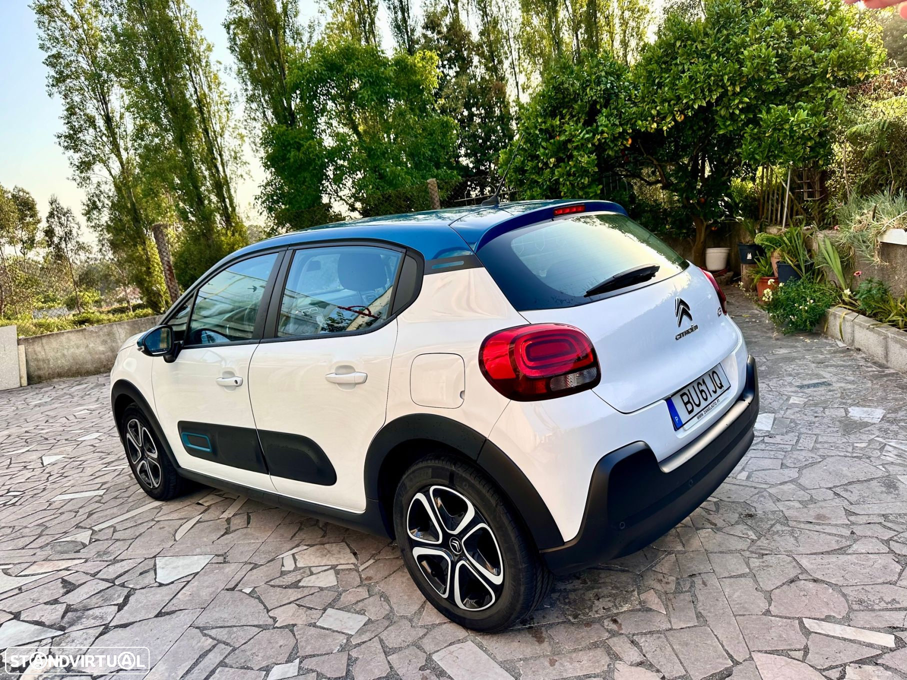 Citroën C3 1.2 PureTech Shine - 26