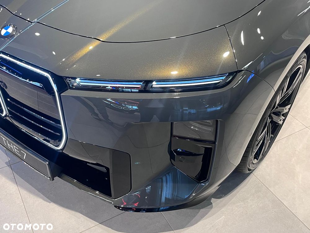 BMW Seria 7 740 xDrive mHEV sport - 32