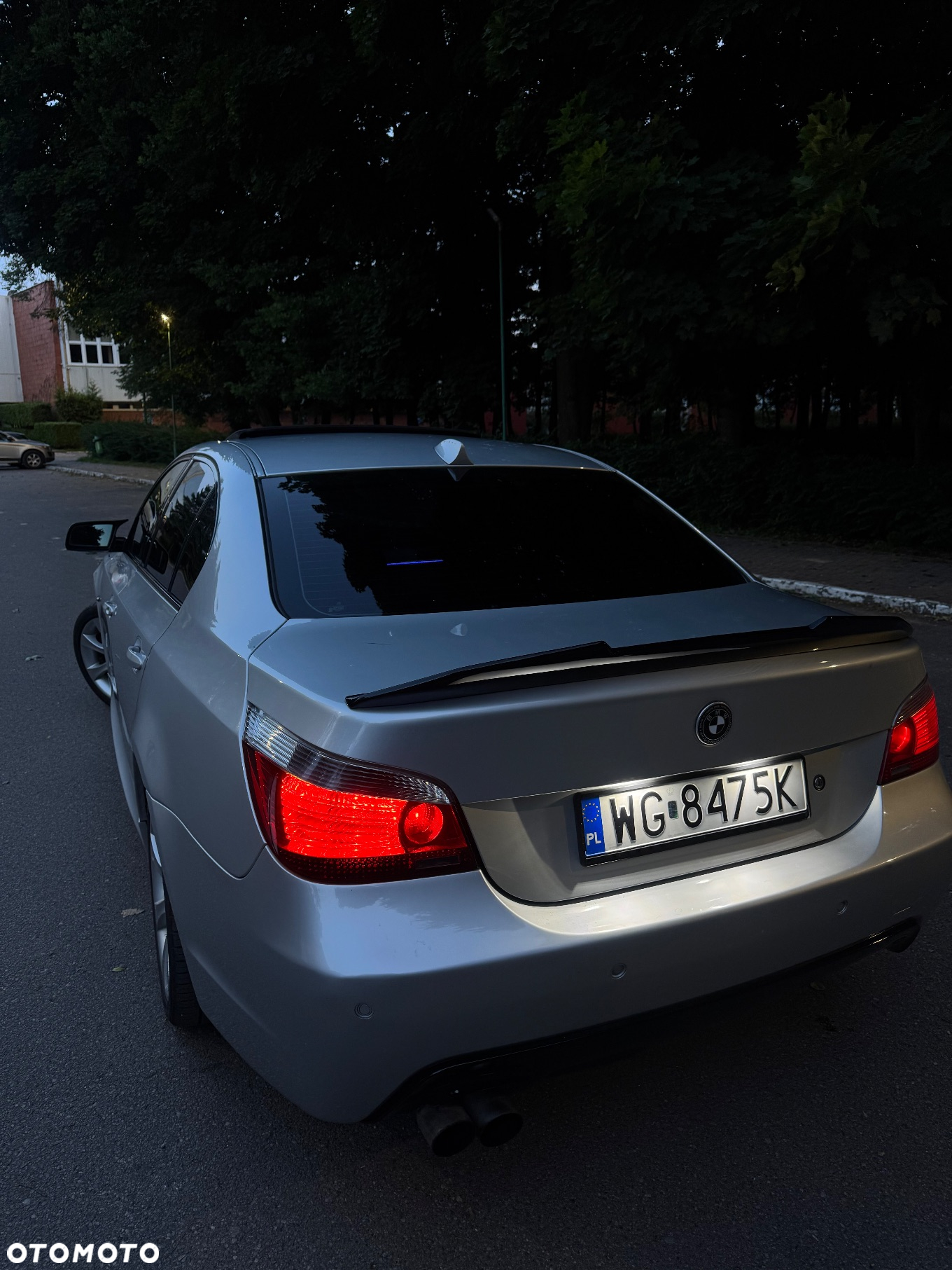 BMW Seria 5 545i - 12