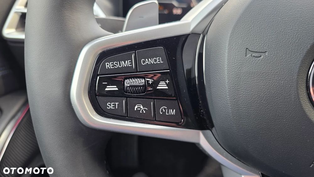 BMW Seria 3 330i xDrive M Sport sport - 29