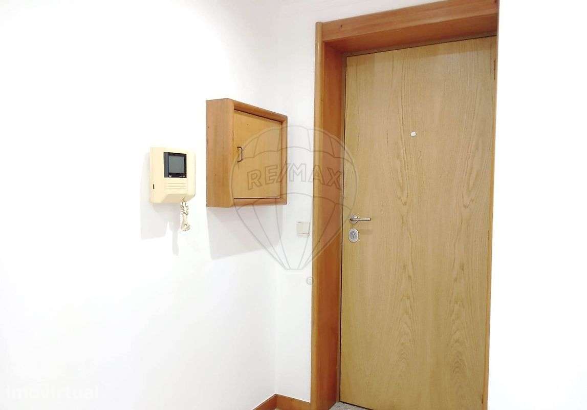 Apartamento T3 para arrendamento - Grande imagem: 2/36