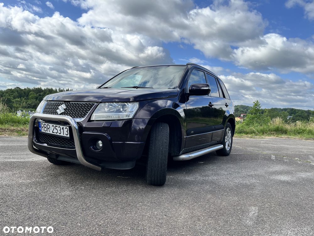 Suzuki Grand Vitara 2.4 De Luxe - 1