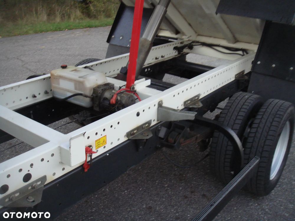 Iveco 35C15 kiper - 16
