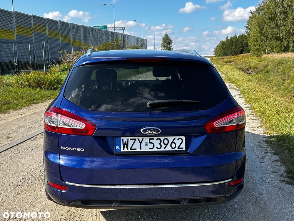Ford Mondeo - 12