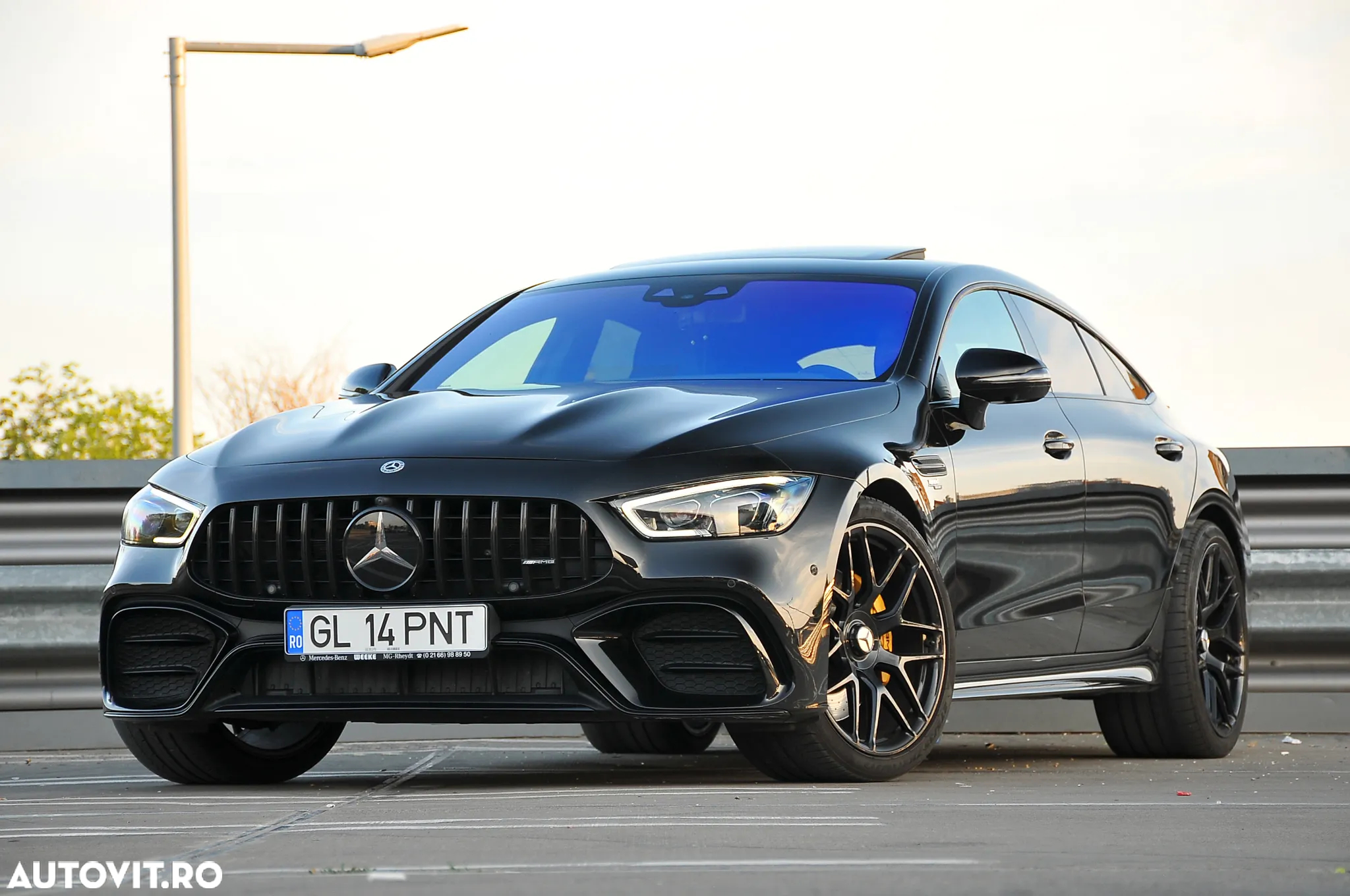 Mercedes-Benz AMG GT 53 4MATIC+ MHEV - 13