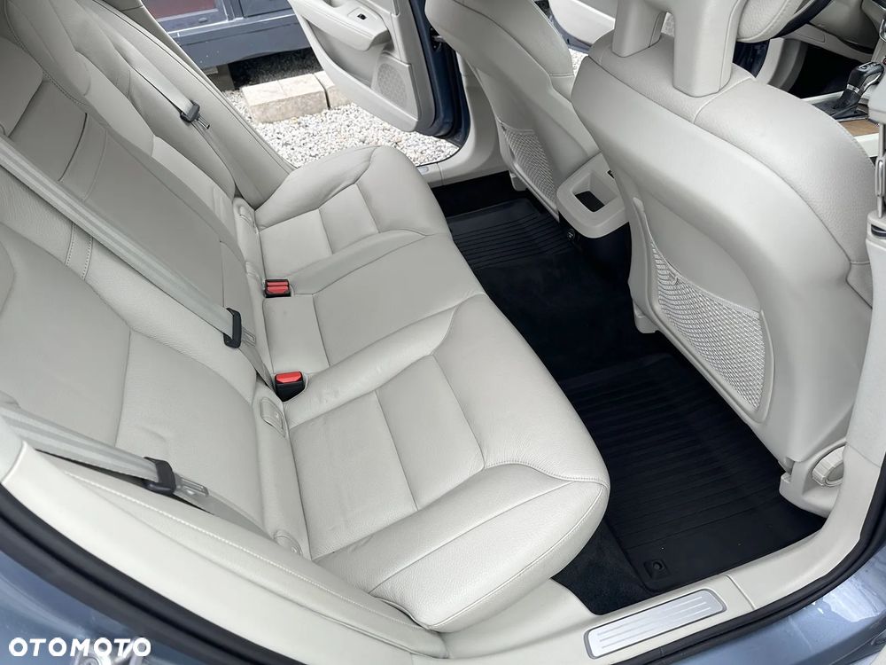 Volvo V90 D4 Inscription - 8