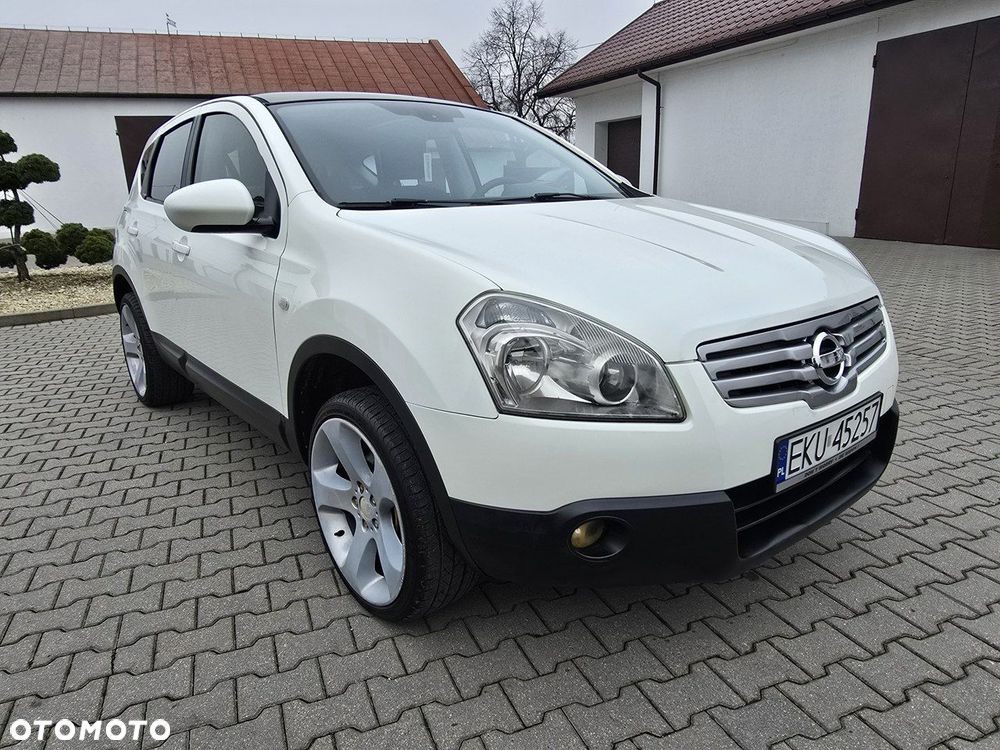 Nissan Qashqai - 2