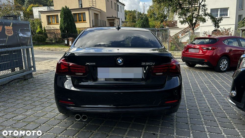 BMW Seria 3 330i xDrive Advantage sport - 5