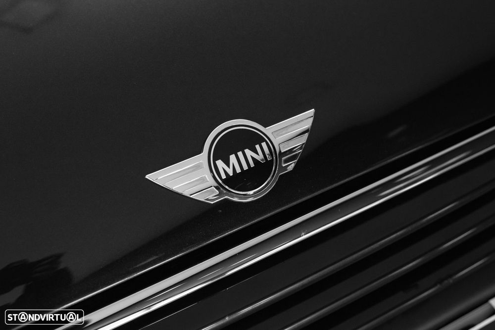 MINI 3 Portas One D - 7