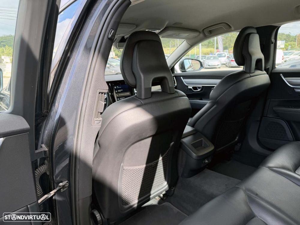 Volvo V90 2.0 D4 Momentum Plus Geartronic - 14