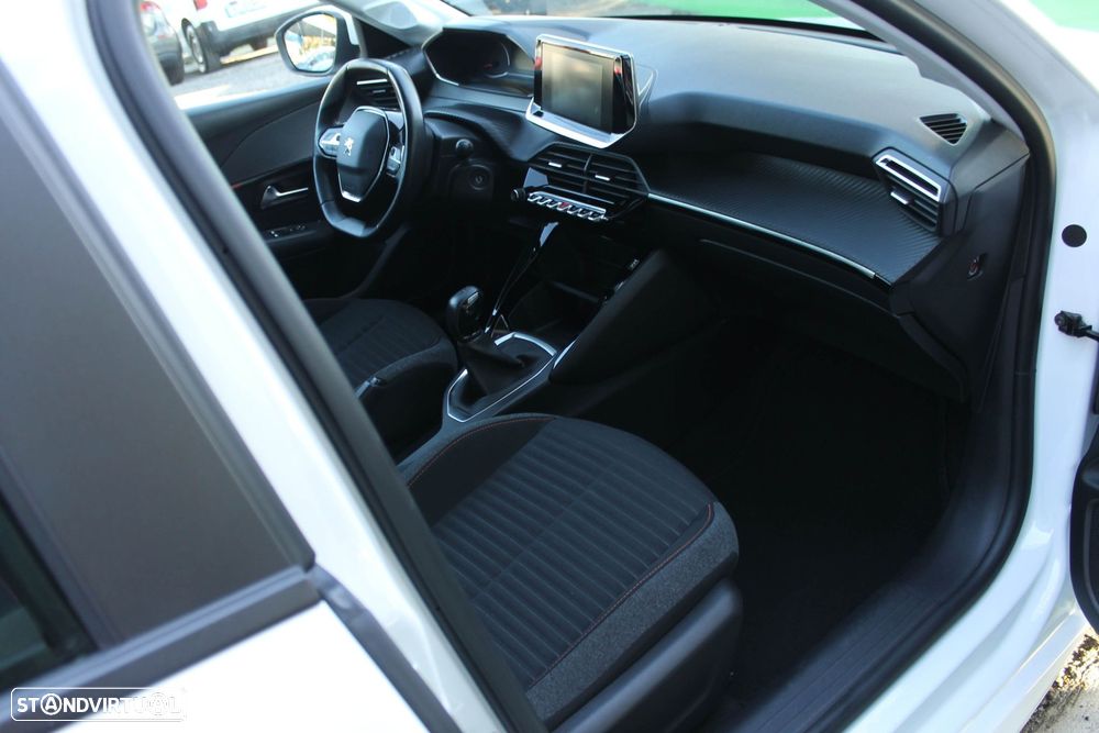 Peugeot 208 1.2 PureTech Active - 21