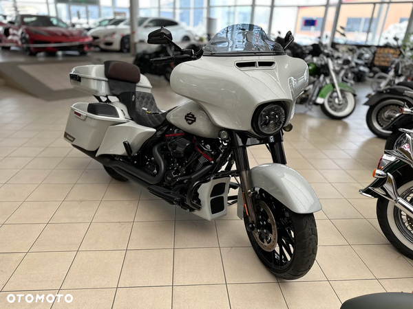Harley-Davidson Touring Street Glide