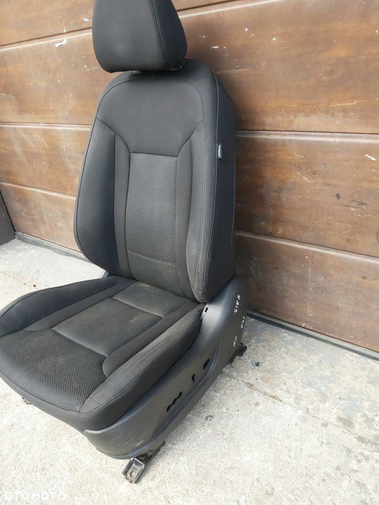 HYUNDAI i40 Fotel lewy przód EU materiał - 3