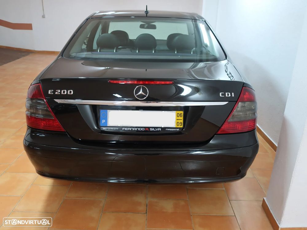 Mercedes-Benz E 200 CDI Classic - 9