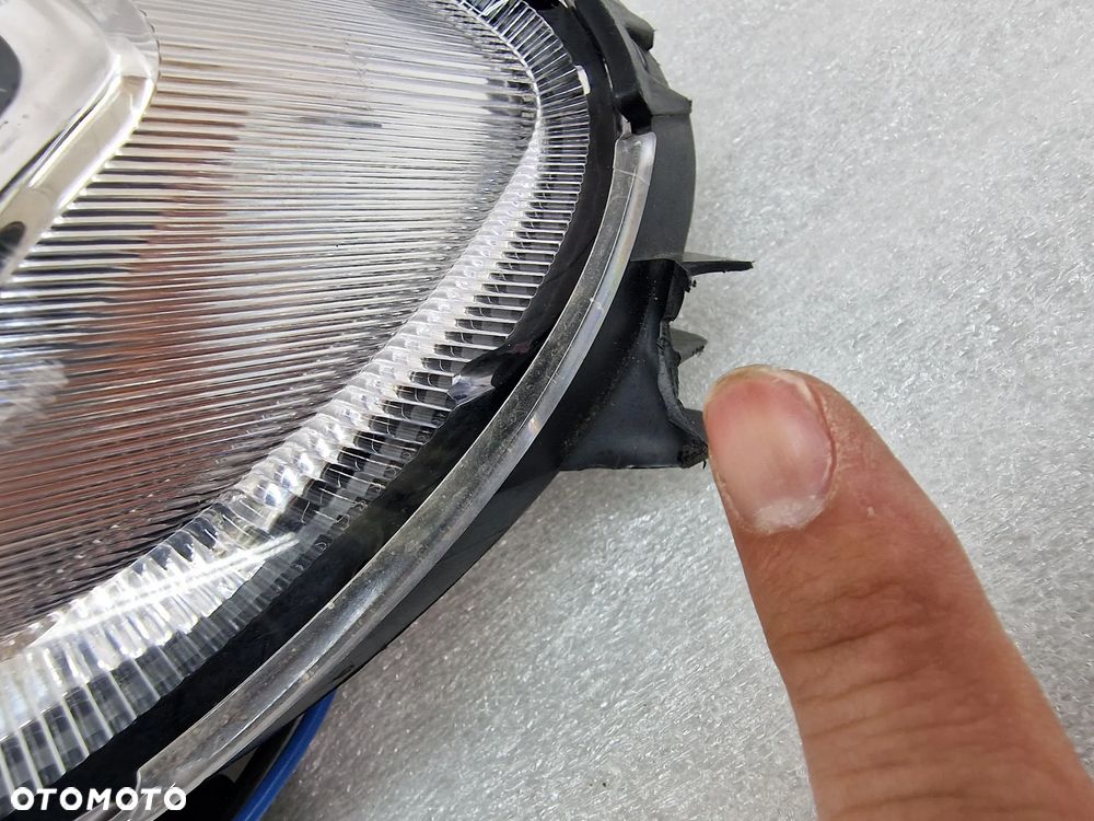HYUNDAI GRAND SANTA FE III 12- PRAWY HALOGEN LED / DRL , SPRAWNY LED , NR 92202-B8 / 92202-B8100 , NR AUKCJI H264 - 5