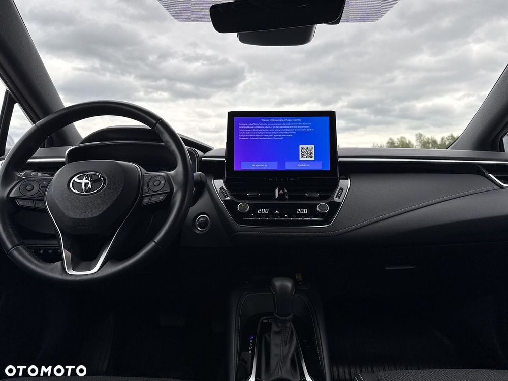 Toyota Corolla - 12