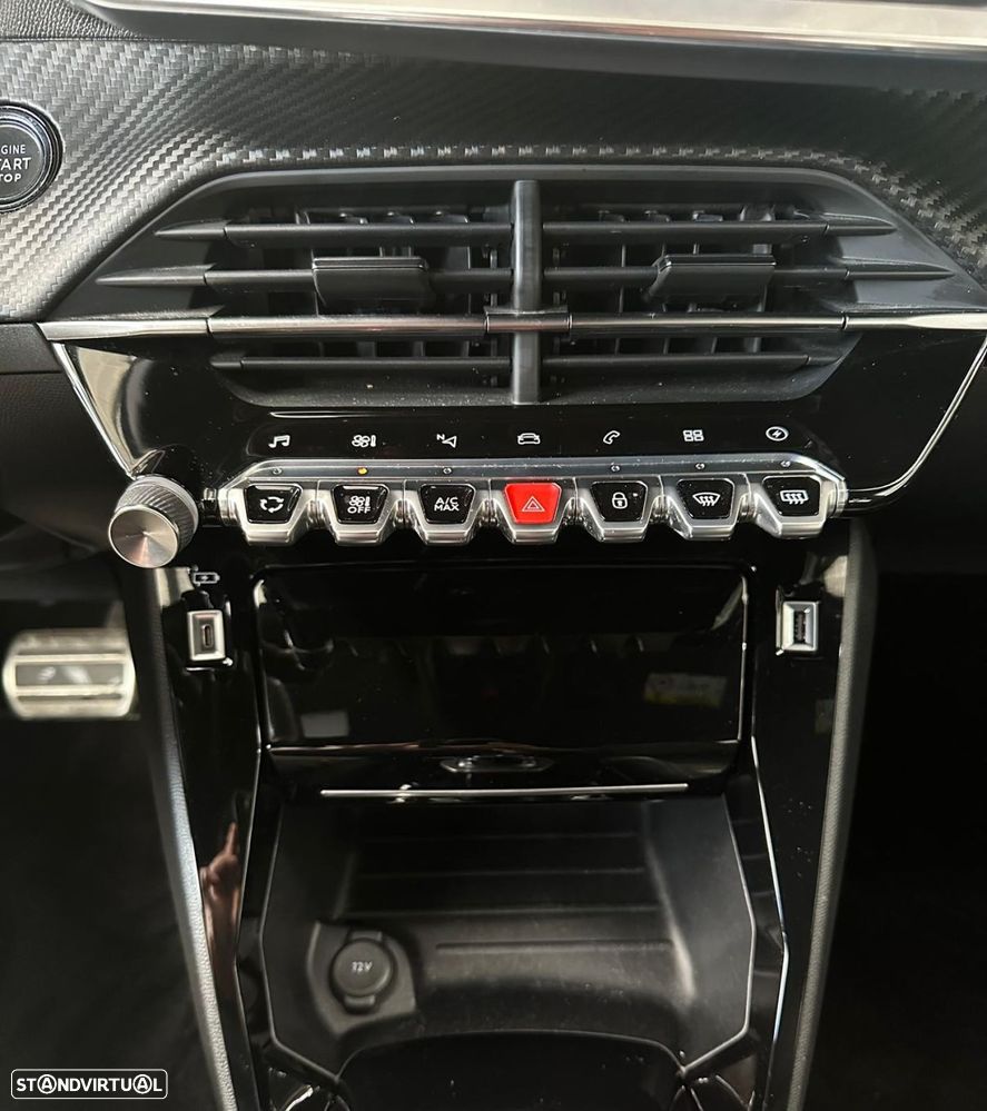 Peugeot e-2008 50 kWh GT - 22