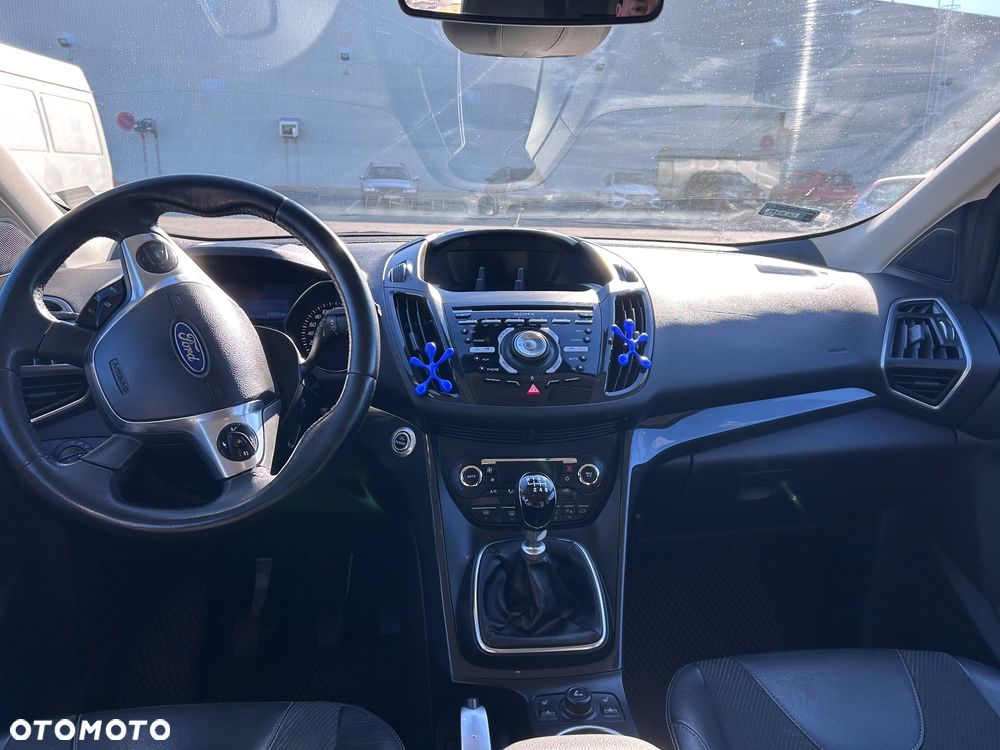 Ford Kuga 2.0 TDCi 4x4 Titanium - 11