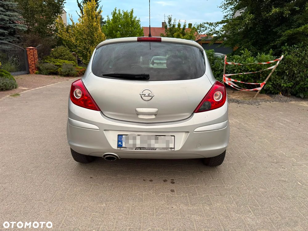 Opel Corsa 1.2 16V Graphite - 12