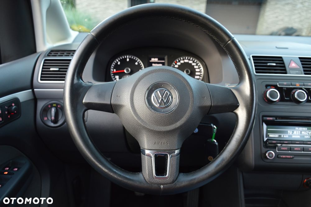 Volkswagen Touran 1.6 TDI DPF BlueMot Comfortline - 31