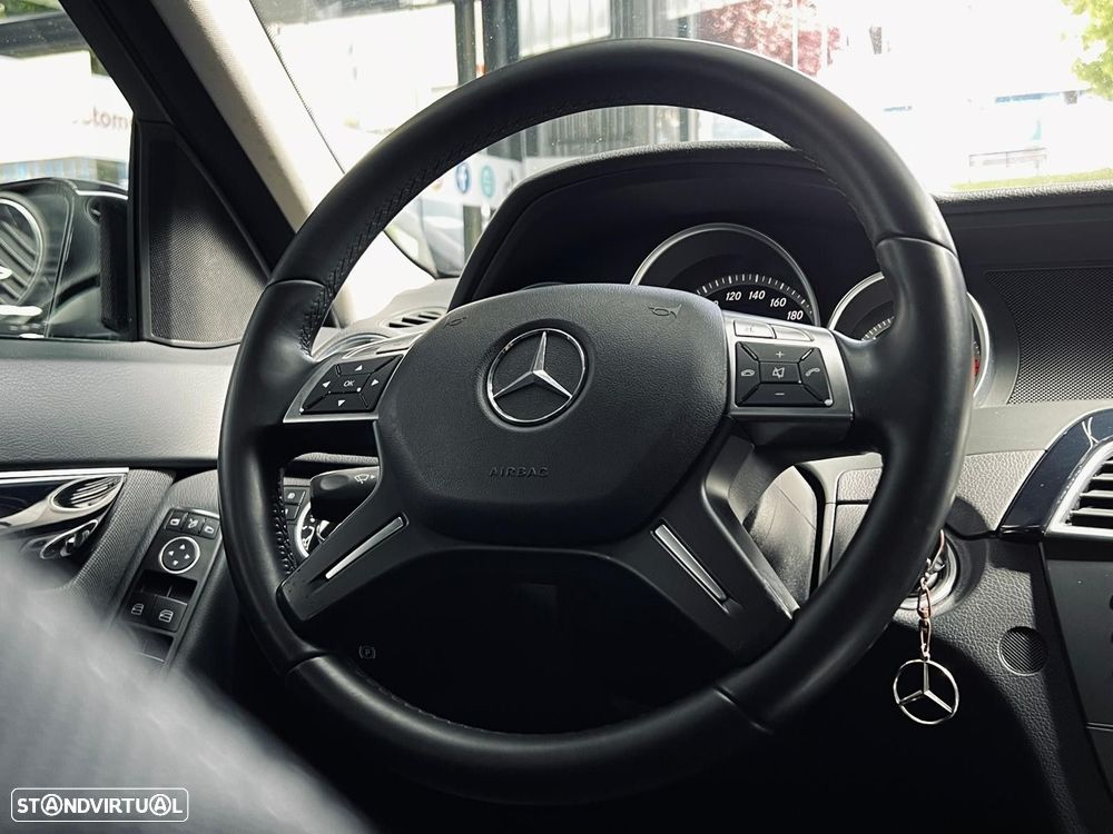 Mercedes-Benz C 220 CDi Avantgarde BlueEfficiency Aut. - 20