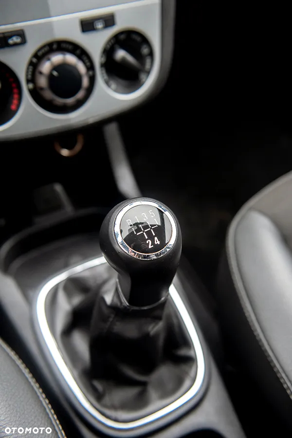 Opel Corsa - 28