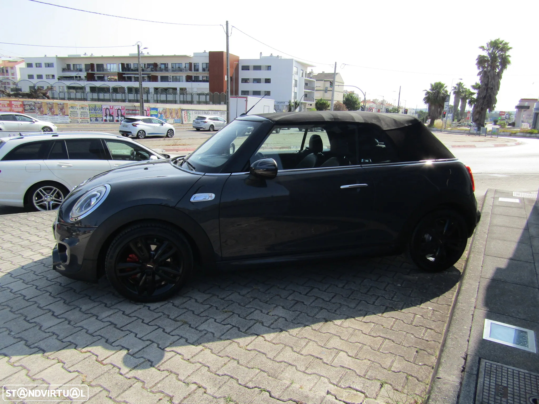 MINI Cabrio Cooper S - 12