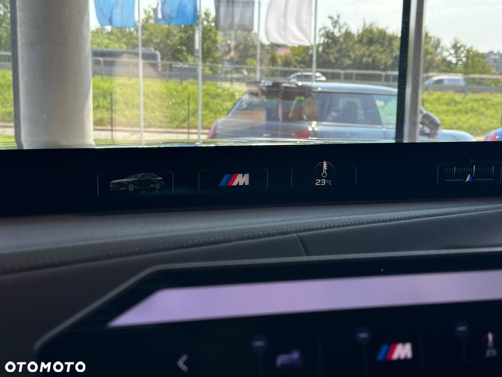 BMW Seria 7 - 25