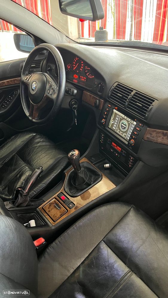 BMW 520 d Touring - 10