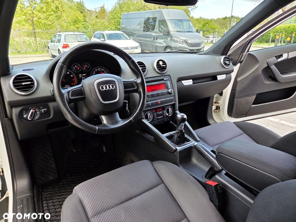 Audi A3 Sportback 1.4 TFSI Attraction - 23