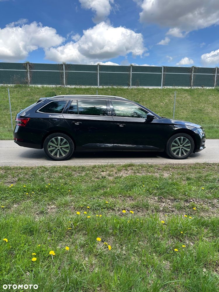 Skoda Superb 2.0 TDI SCR 4x4 Style DSG - 5