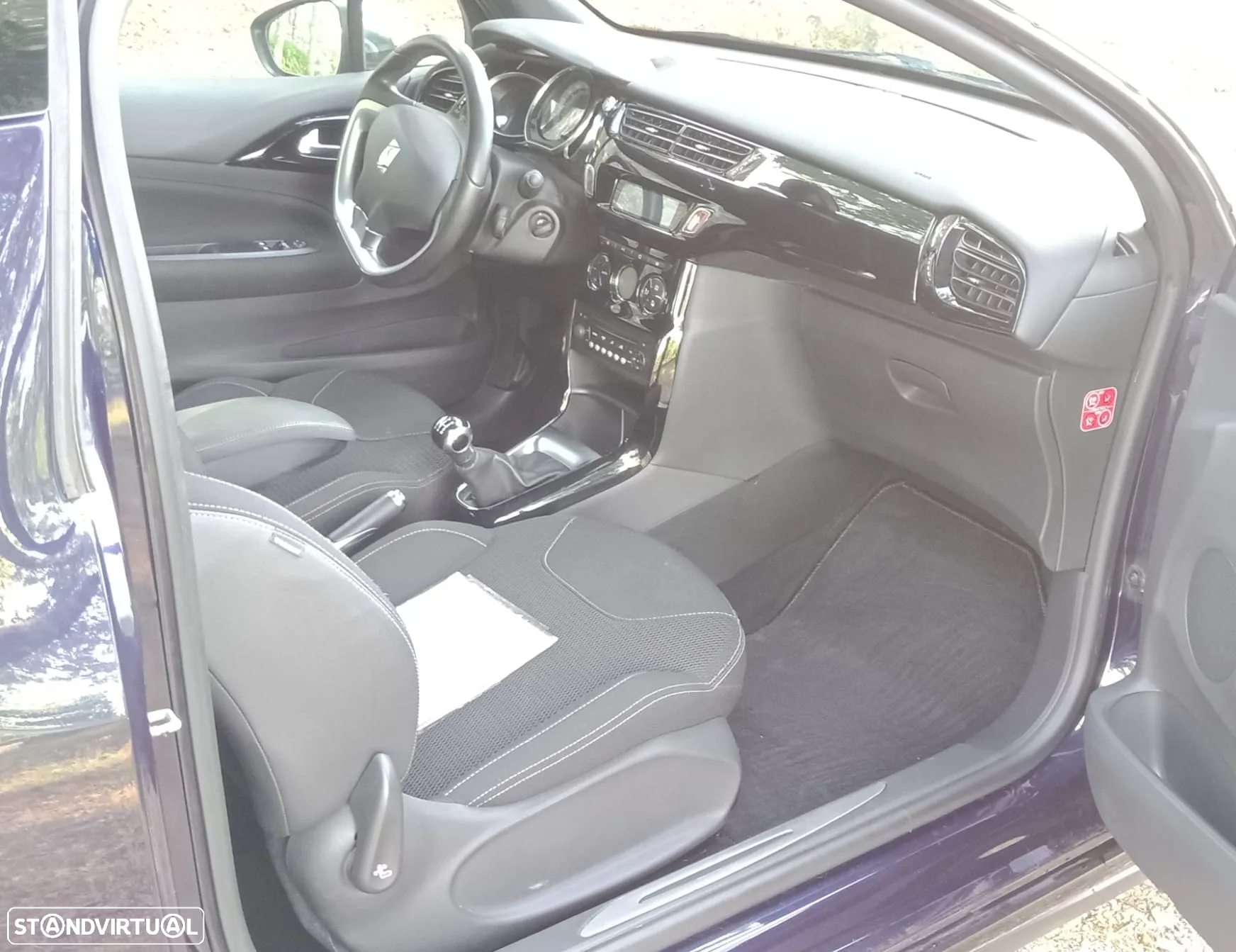 DS DS3 Pure Tech VTi 82 SoChic - 10