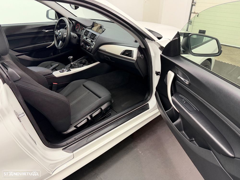 BMW 116 d Pack M - 14