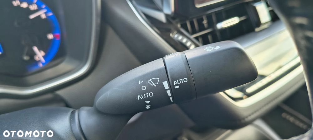 Toyota Corolla 1.8 Hybrid GPF Comfort - 29