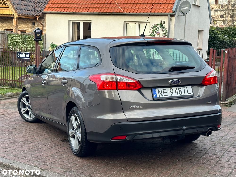 Ford Focus 1.6 EcoBoost Edition - 19