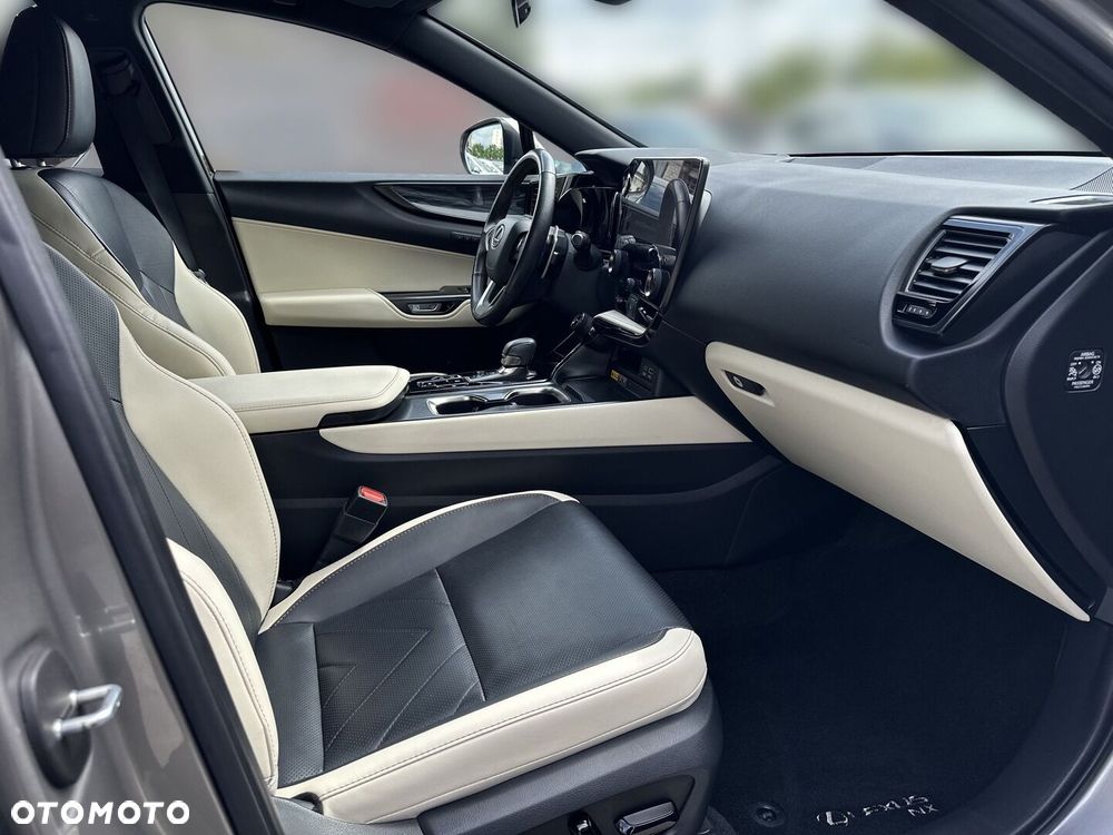 Lexus NX 350h Prestige AWD - 13