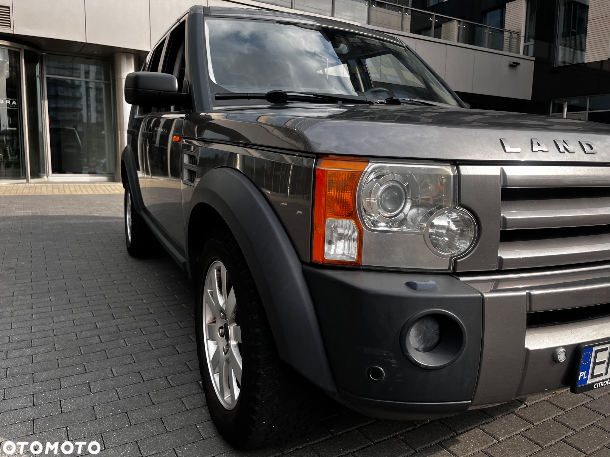 Land Rover Discovery IV 2.7D V6 SE - 31