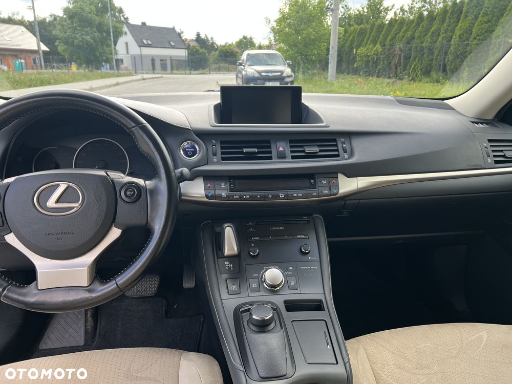Lexus CT 200h Elegance EU6 - 10