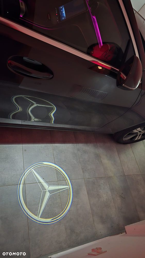 Mercedes-Benz Klasa C 300 de PHEV Avantgarde - 41