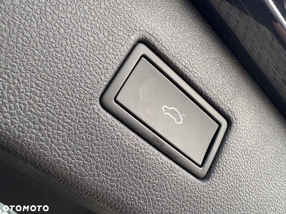 Volkswagen Tiguan Allspace - 22