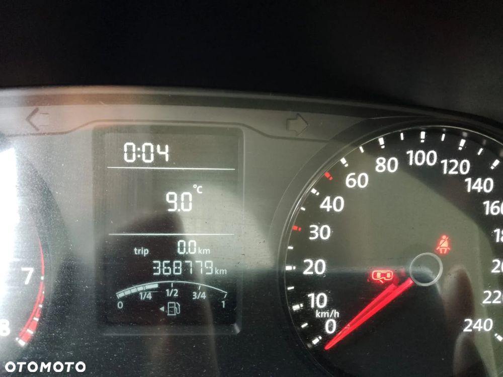 Volkswagen Transporter - 14