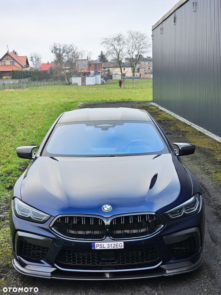BMW M8 - 8